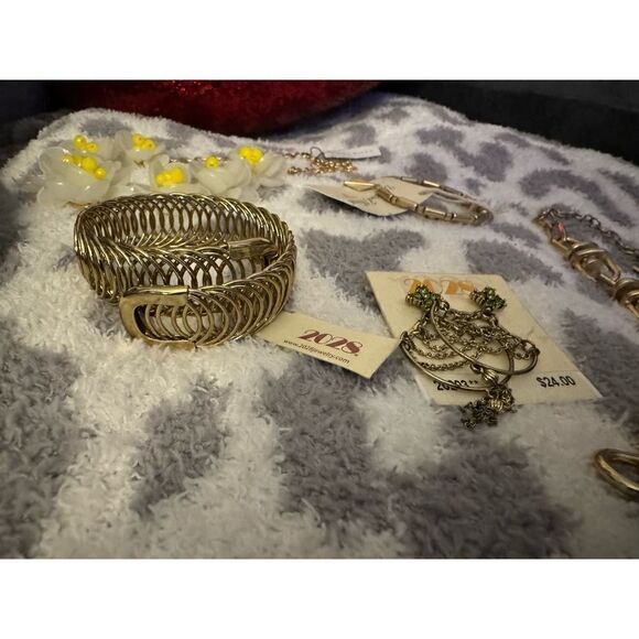 2028,whbm,talbots universal threads boho jewerly lot - Picture 3 of 4